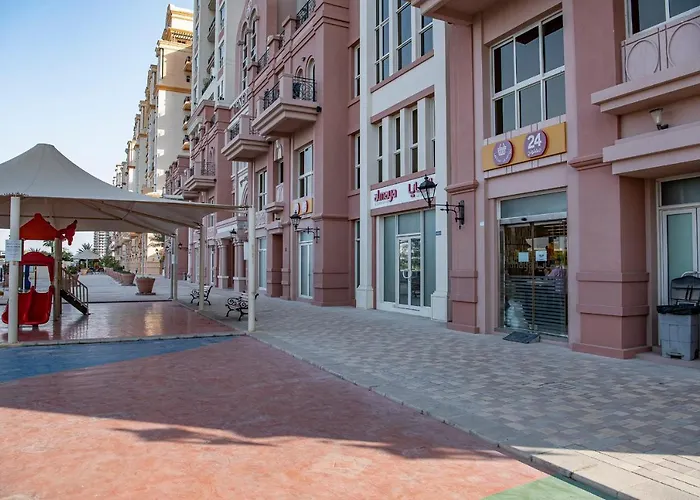 Studio In The Heart Of Sports City -Great View & Amenities!